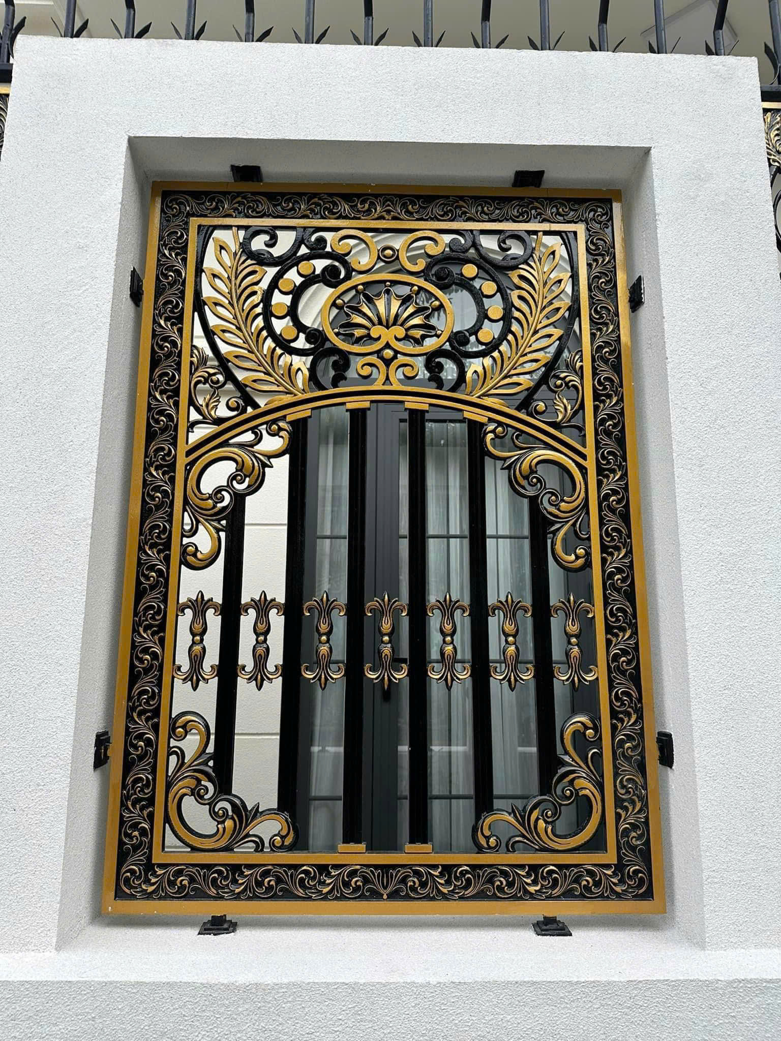 Hàng rào nhôm đúc H019