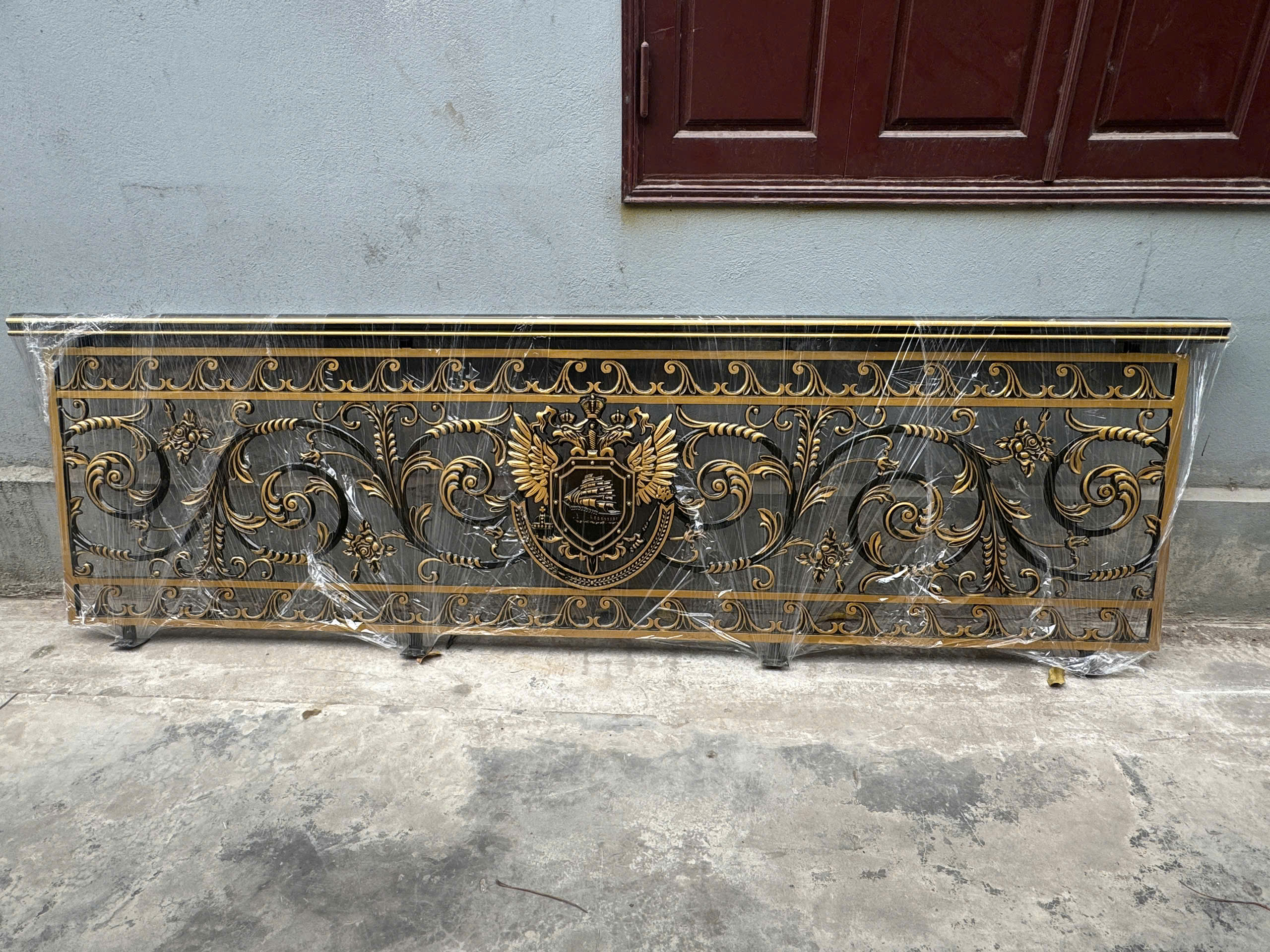 Lan can nhôm đúc L025