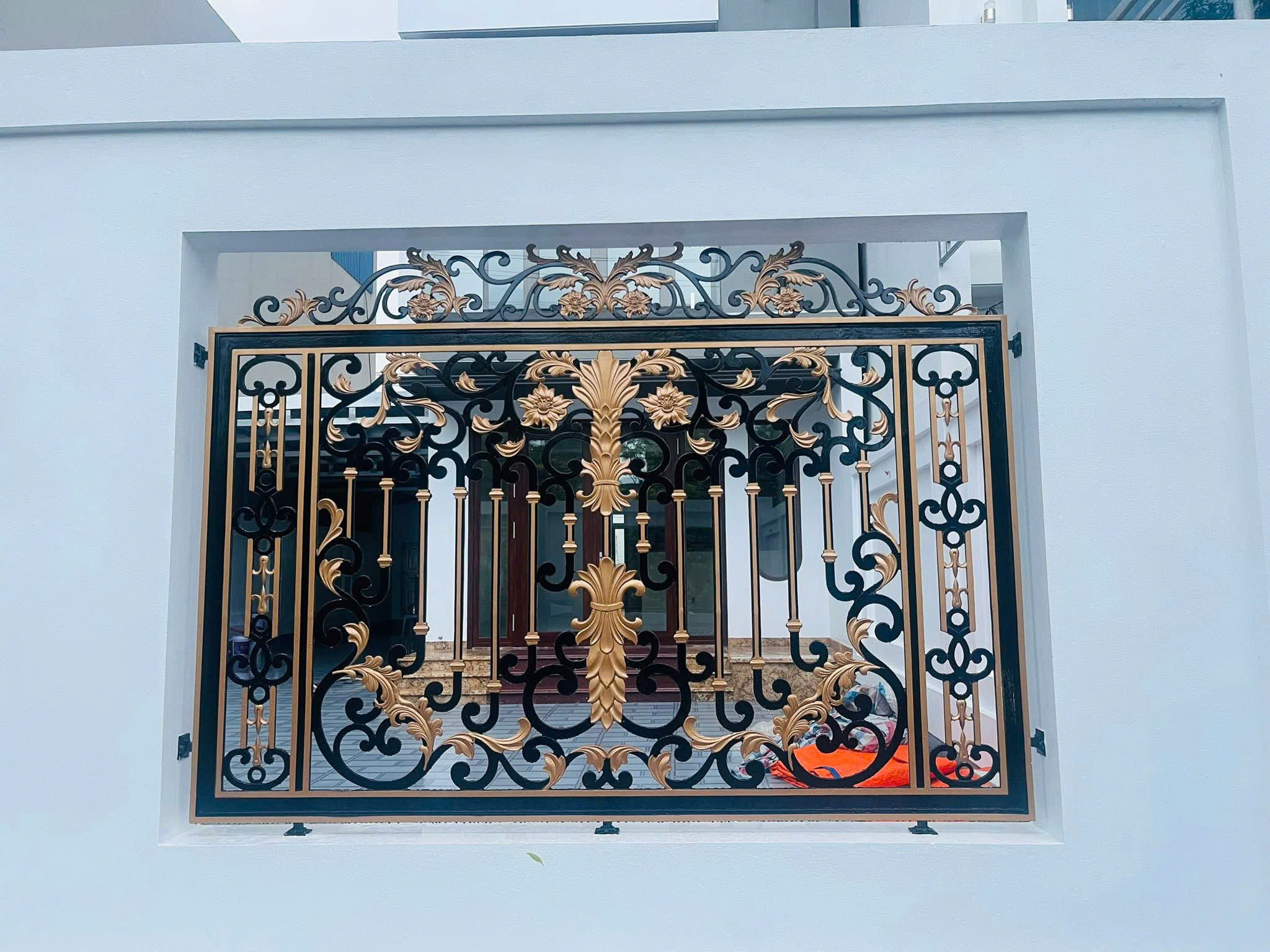 Hàng rào nhôm đúc H048