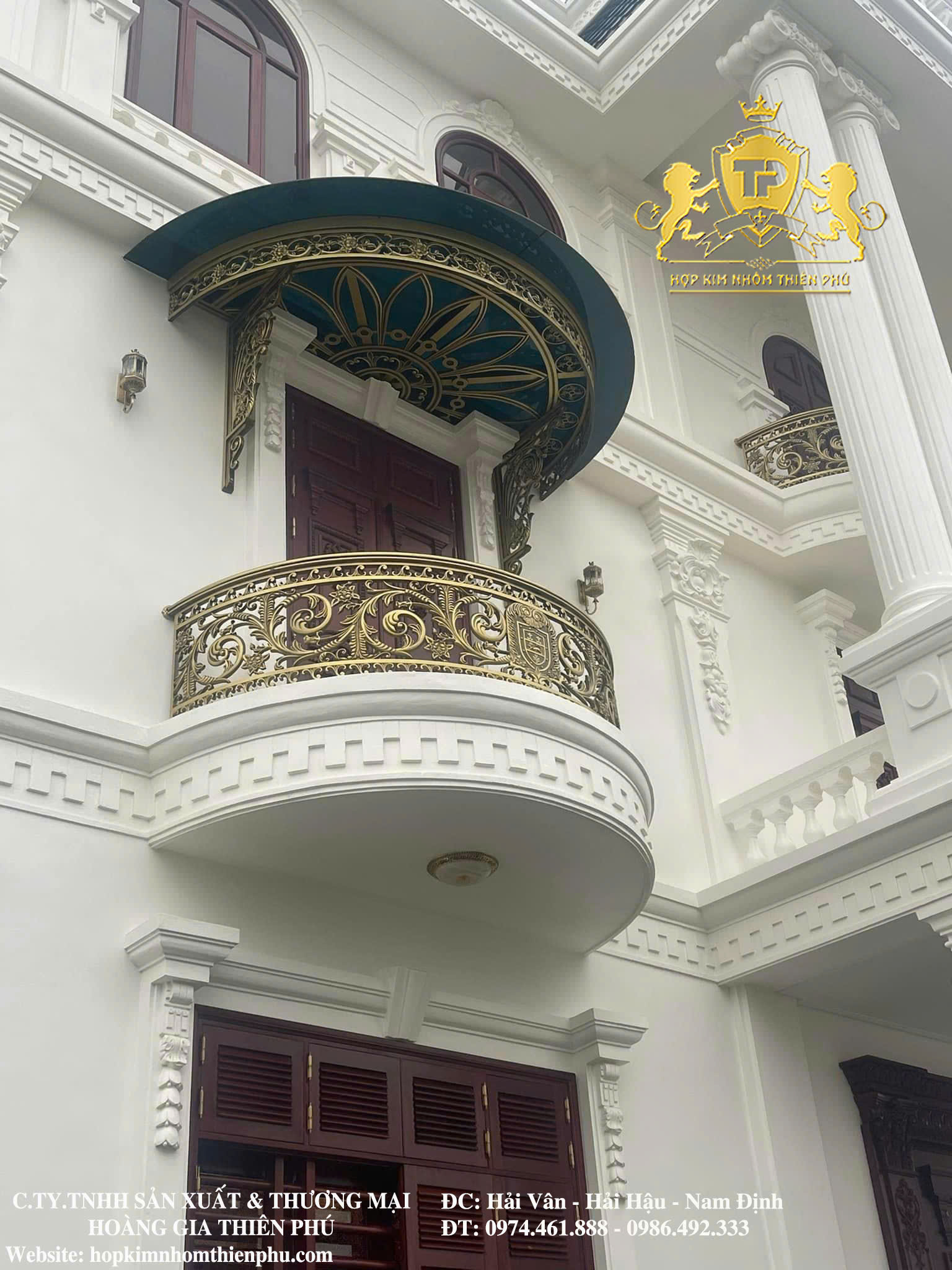 Lan can nhôm đúc L006