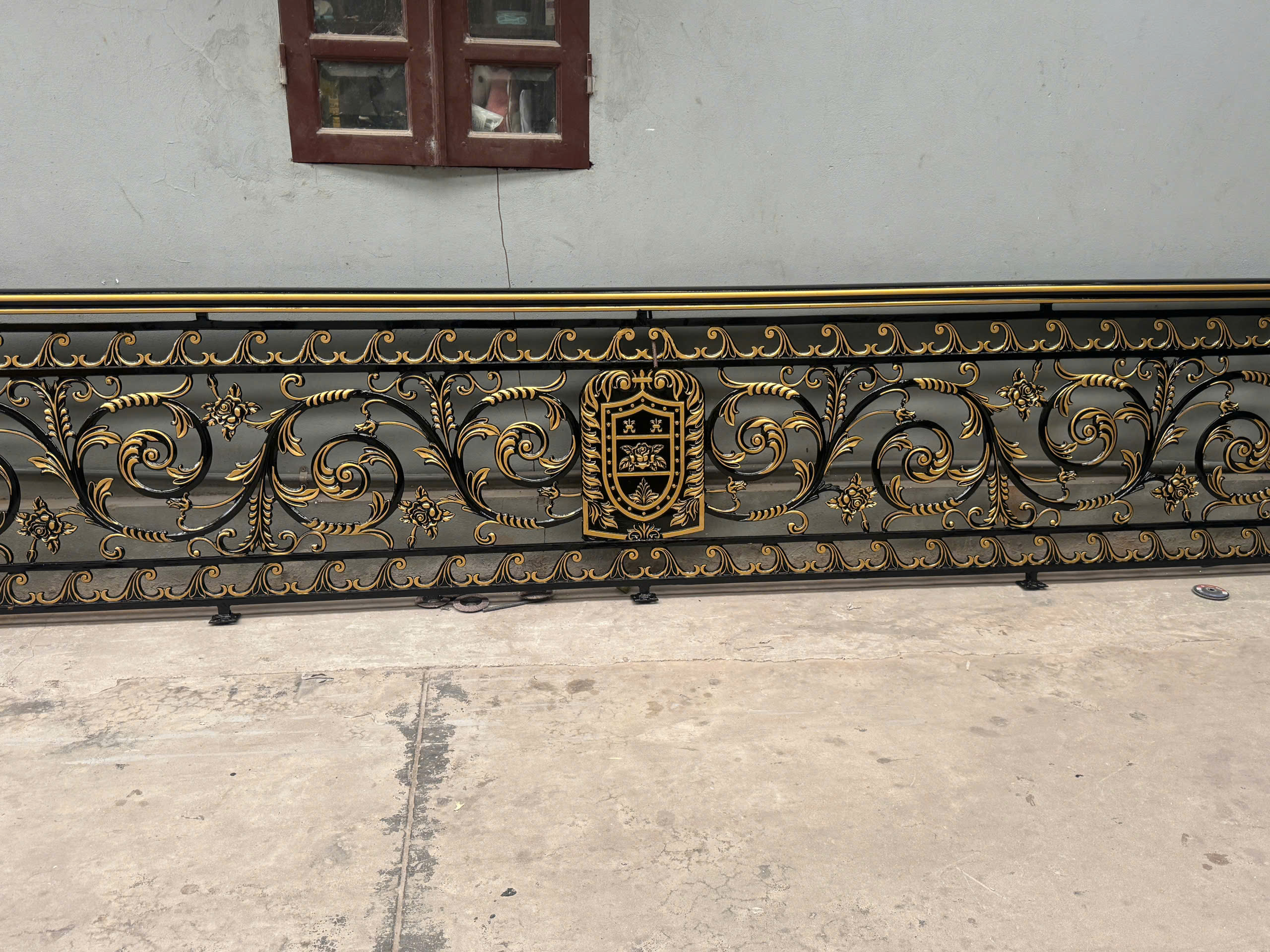 Lan can nhôm đúc L026