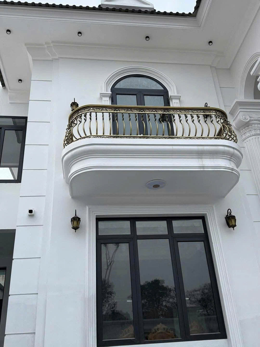 Lan can nhôm đúc L053