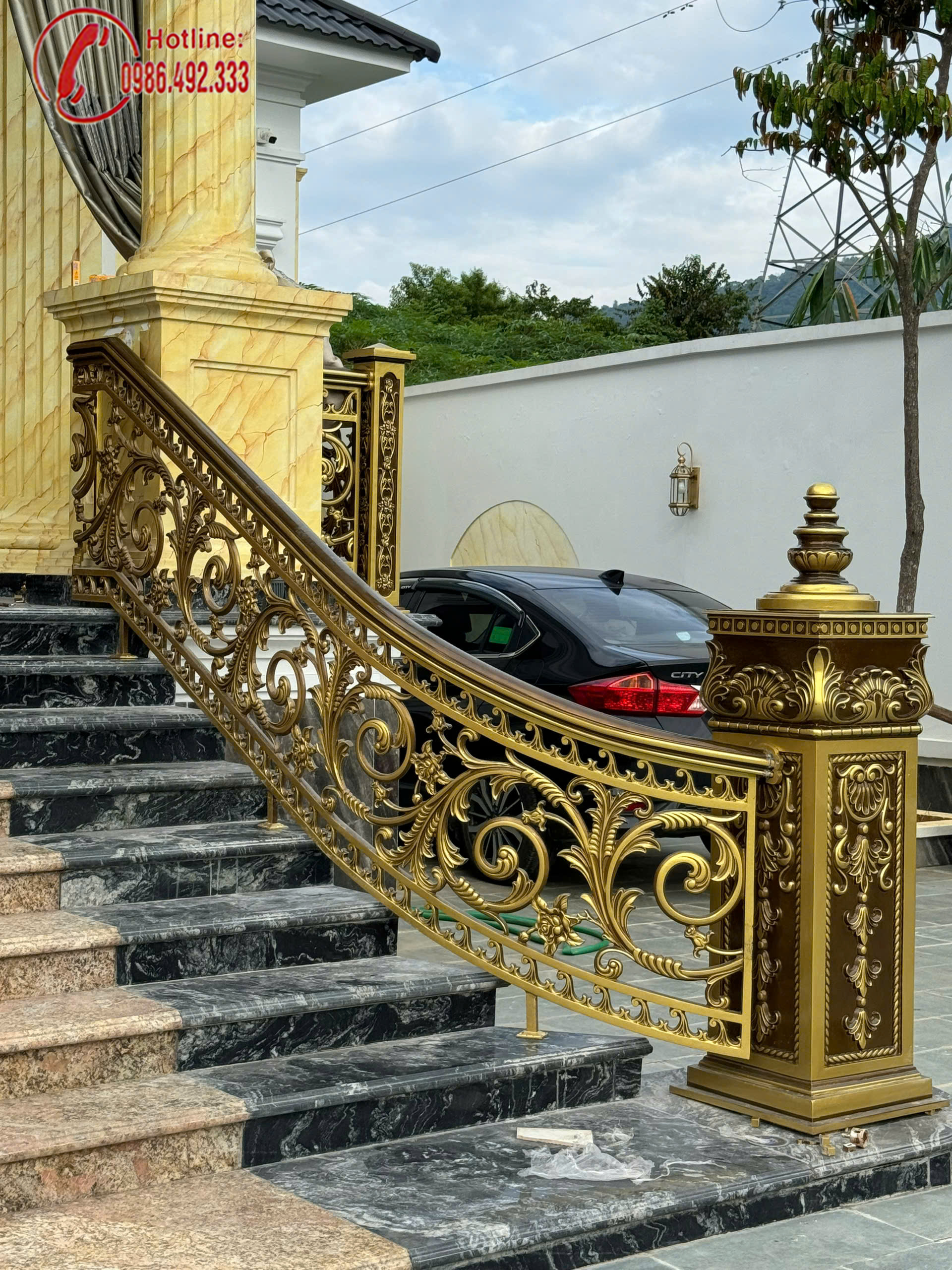 Cầu thang nhôm đúc C066