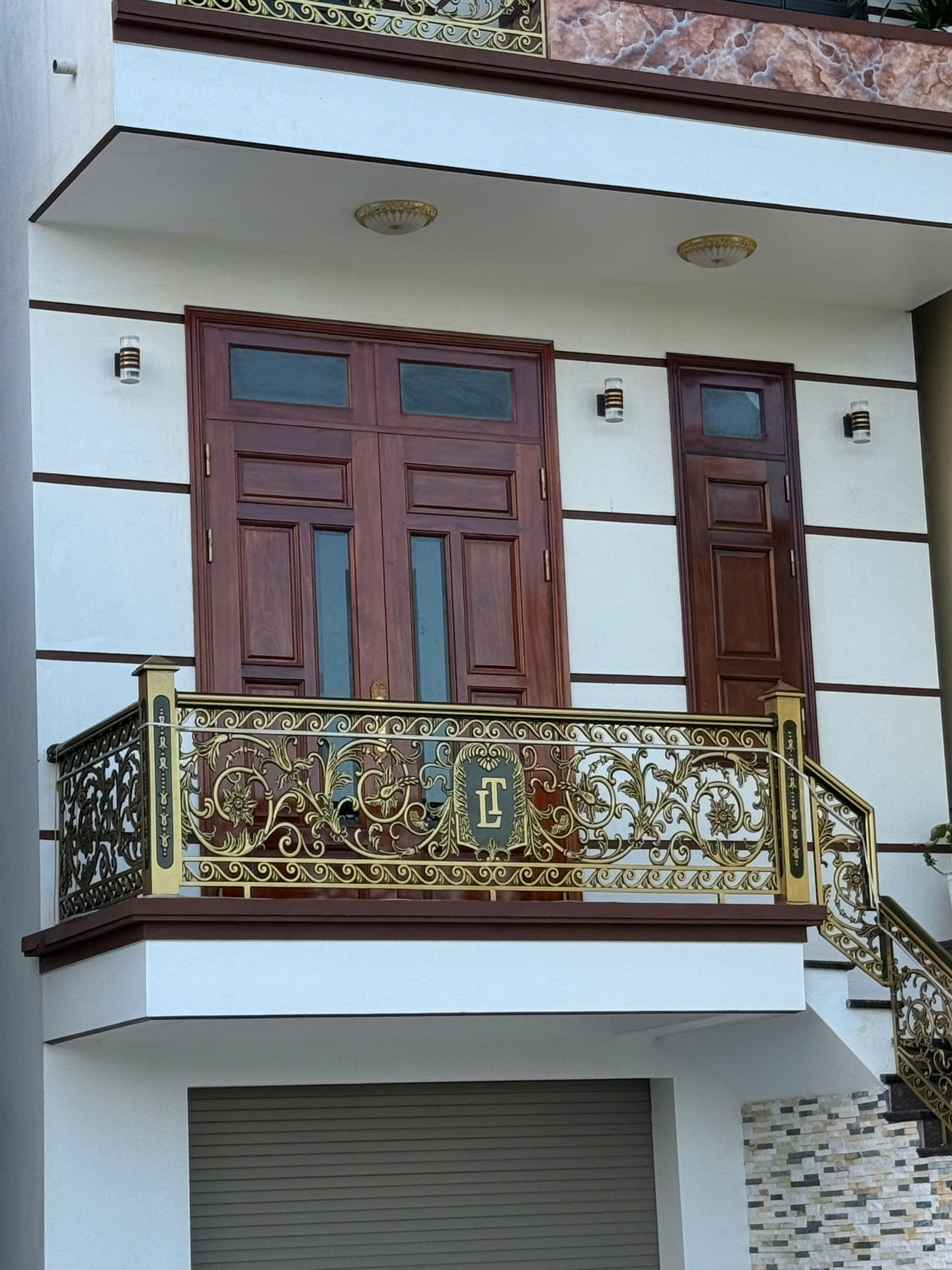 Lan can nhôm đúc L017