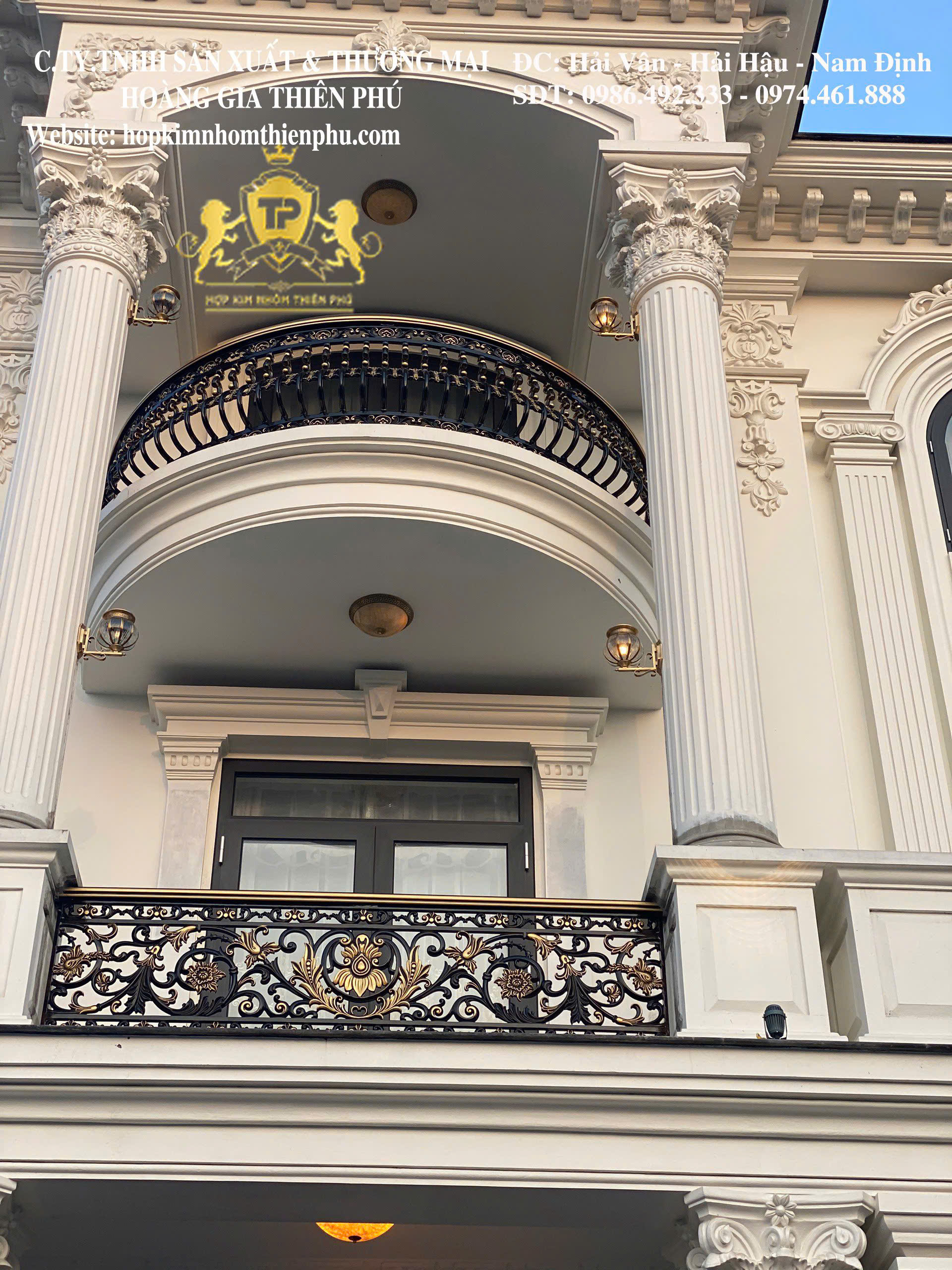 Lan can nhôm đúc L004