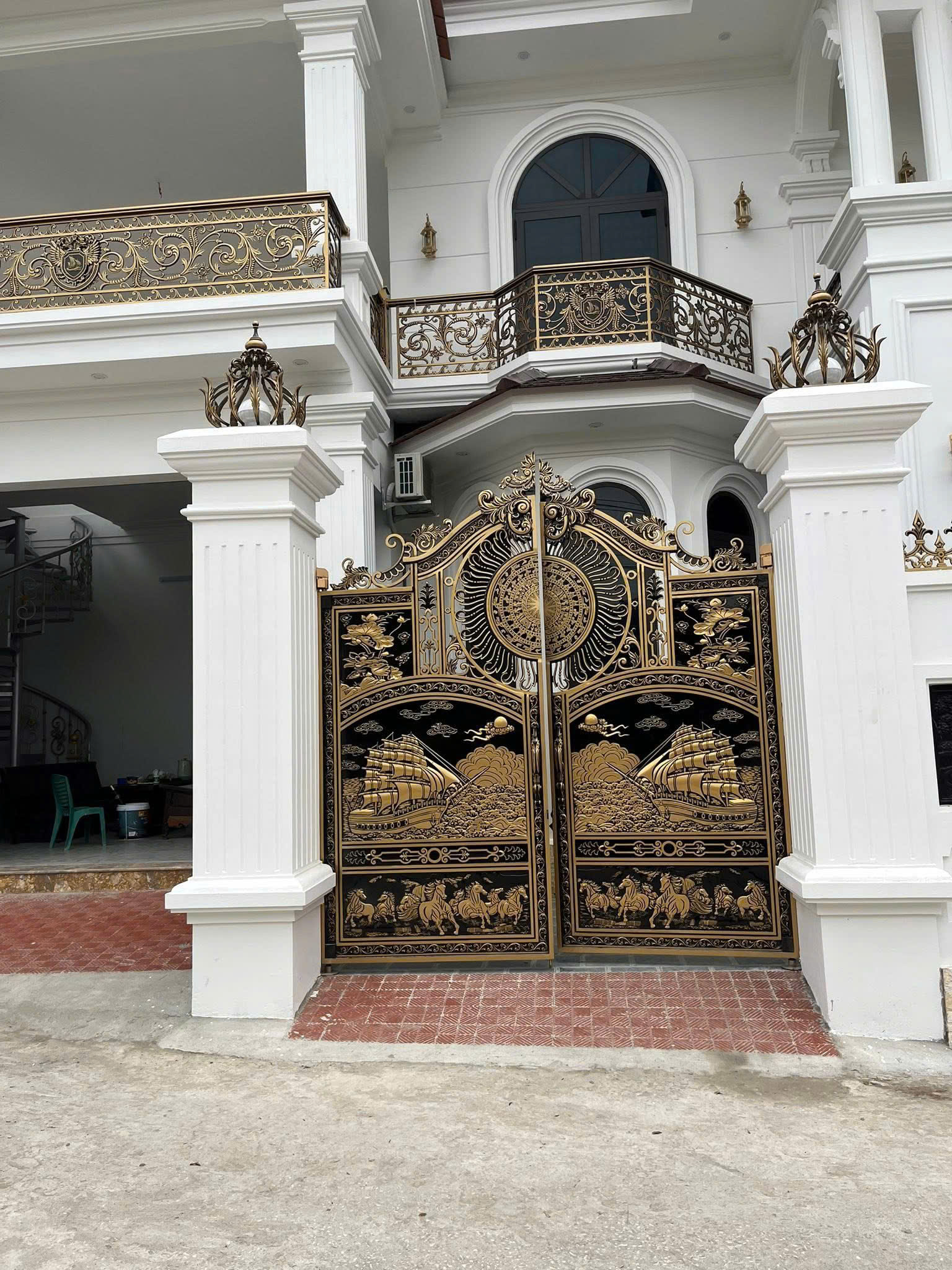 Cổng nhôm đúc C062
