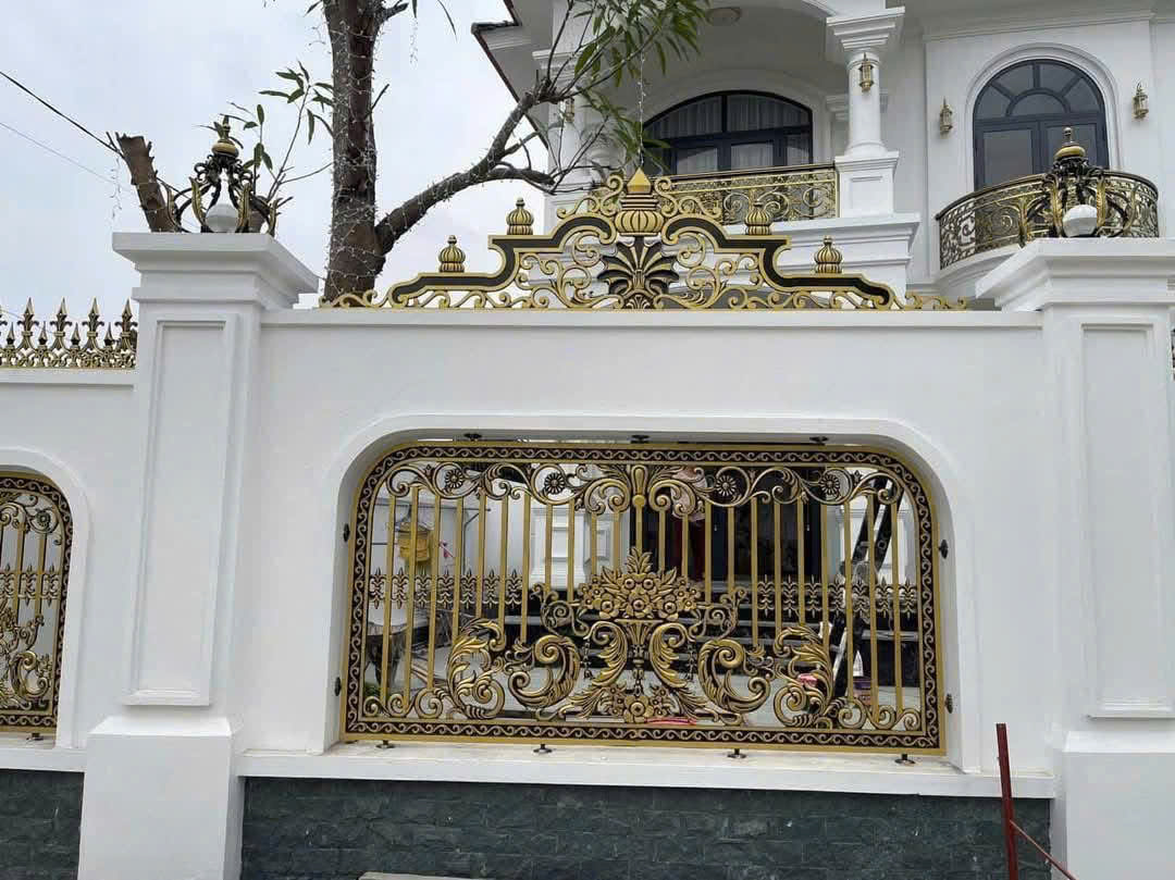 Hàng rào nhôm đúc H055