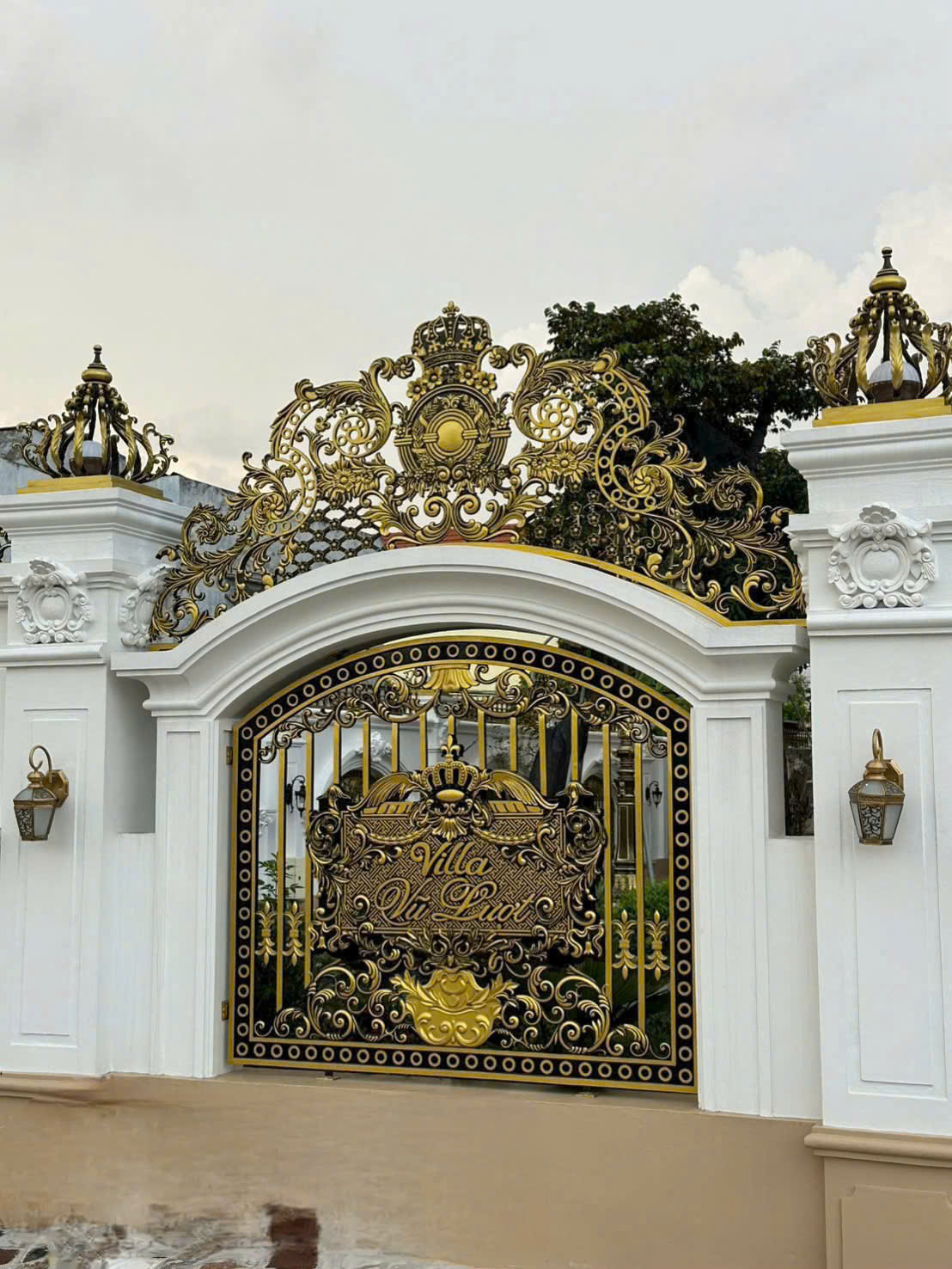 Hàng rào nhôm đúc H020