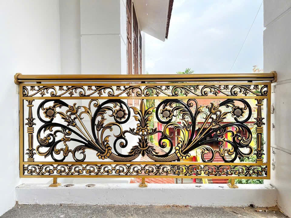 Lan can nhôm đúc L037